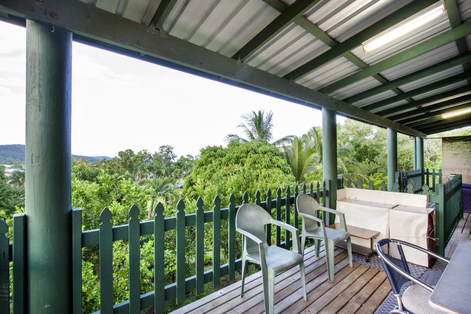 12 South Molle Blvd  CANNONVALE 13