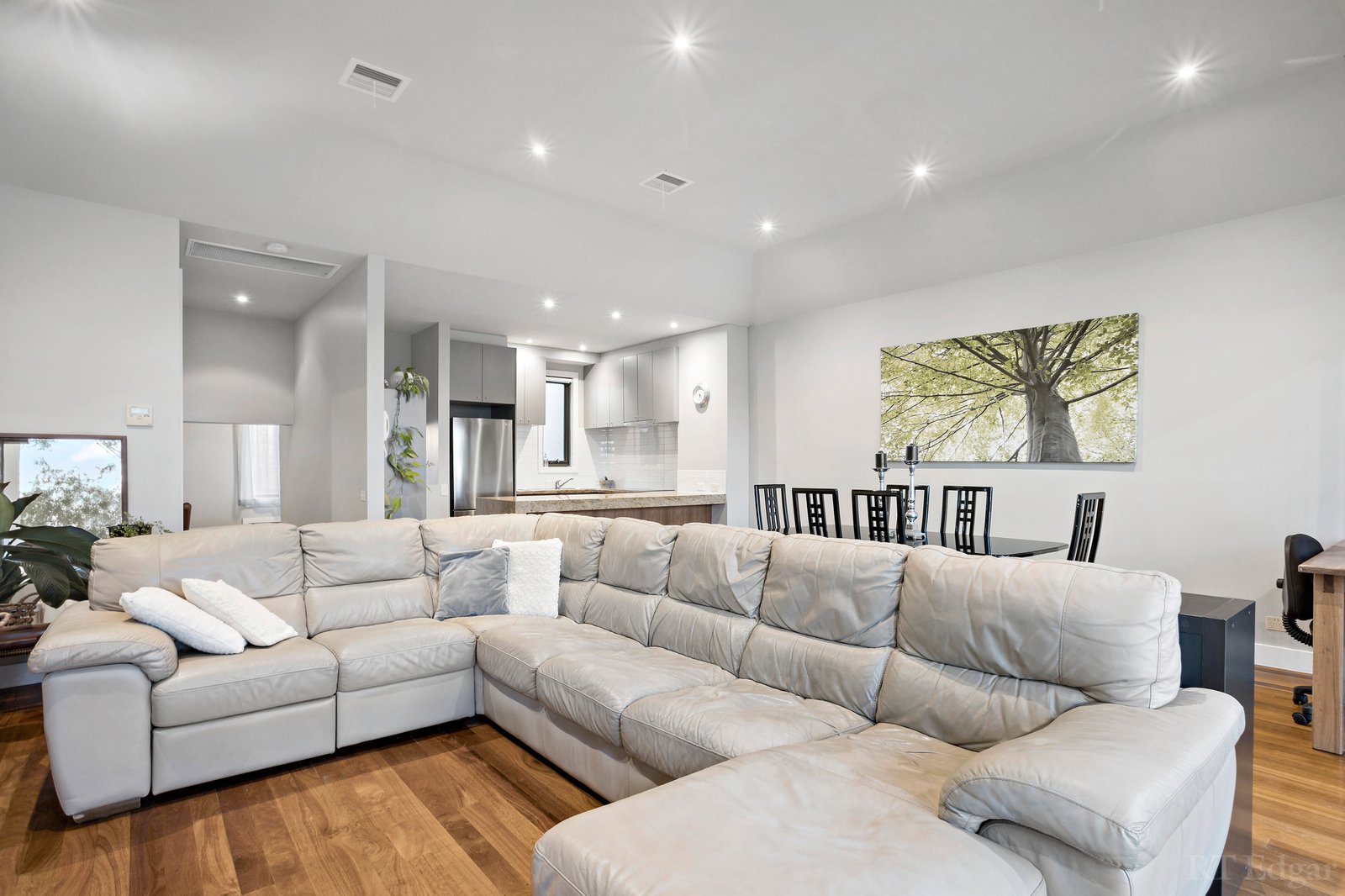 Real Estate and Property in 12 St Andrews Court, Chirnside Park, VIC