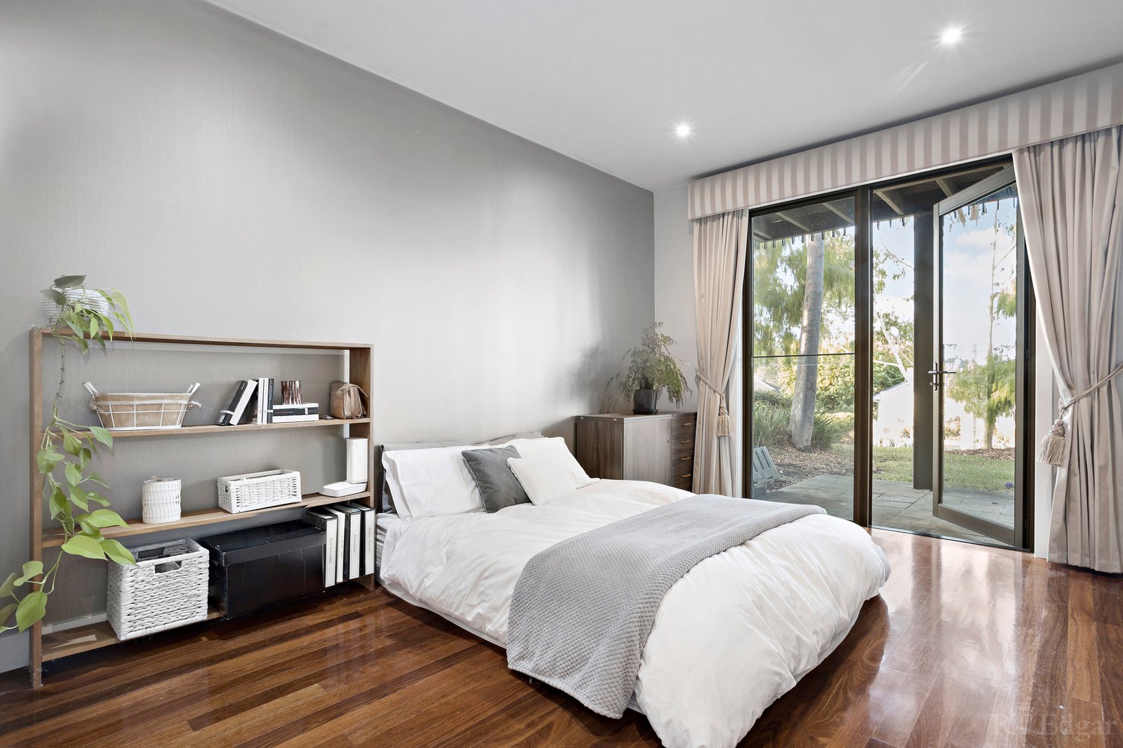 Real Estate and Property in 12 St Andrews Court, Chirnside Park, VIC