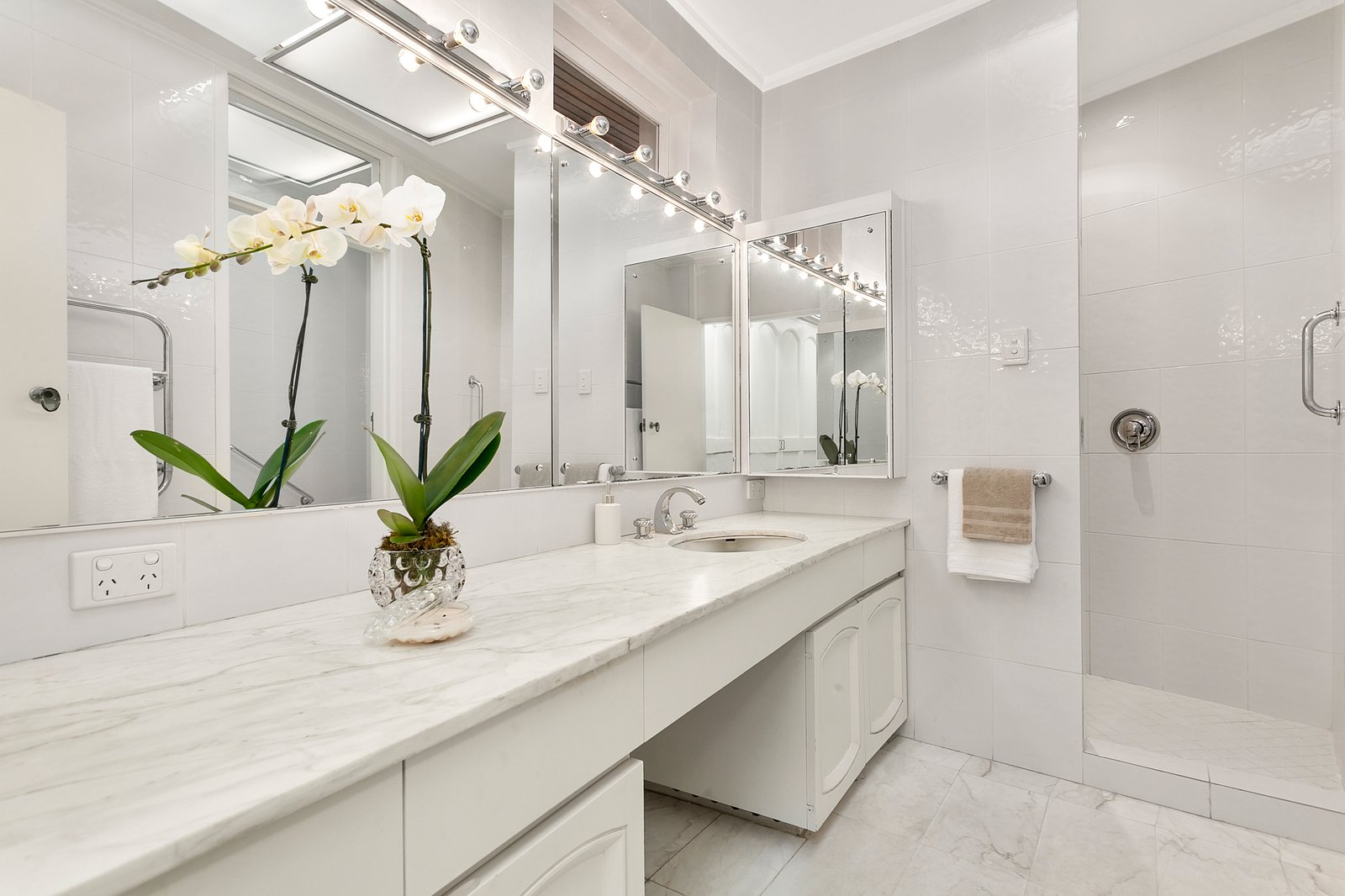 Real Estate and Property in 12 St Georges Road, Toorak, VIC