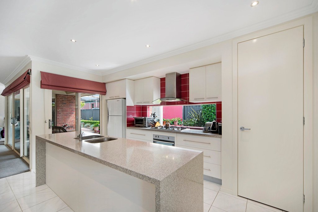 12 St Leger Close NEWINGTON 4