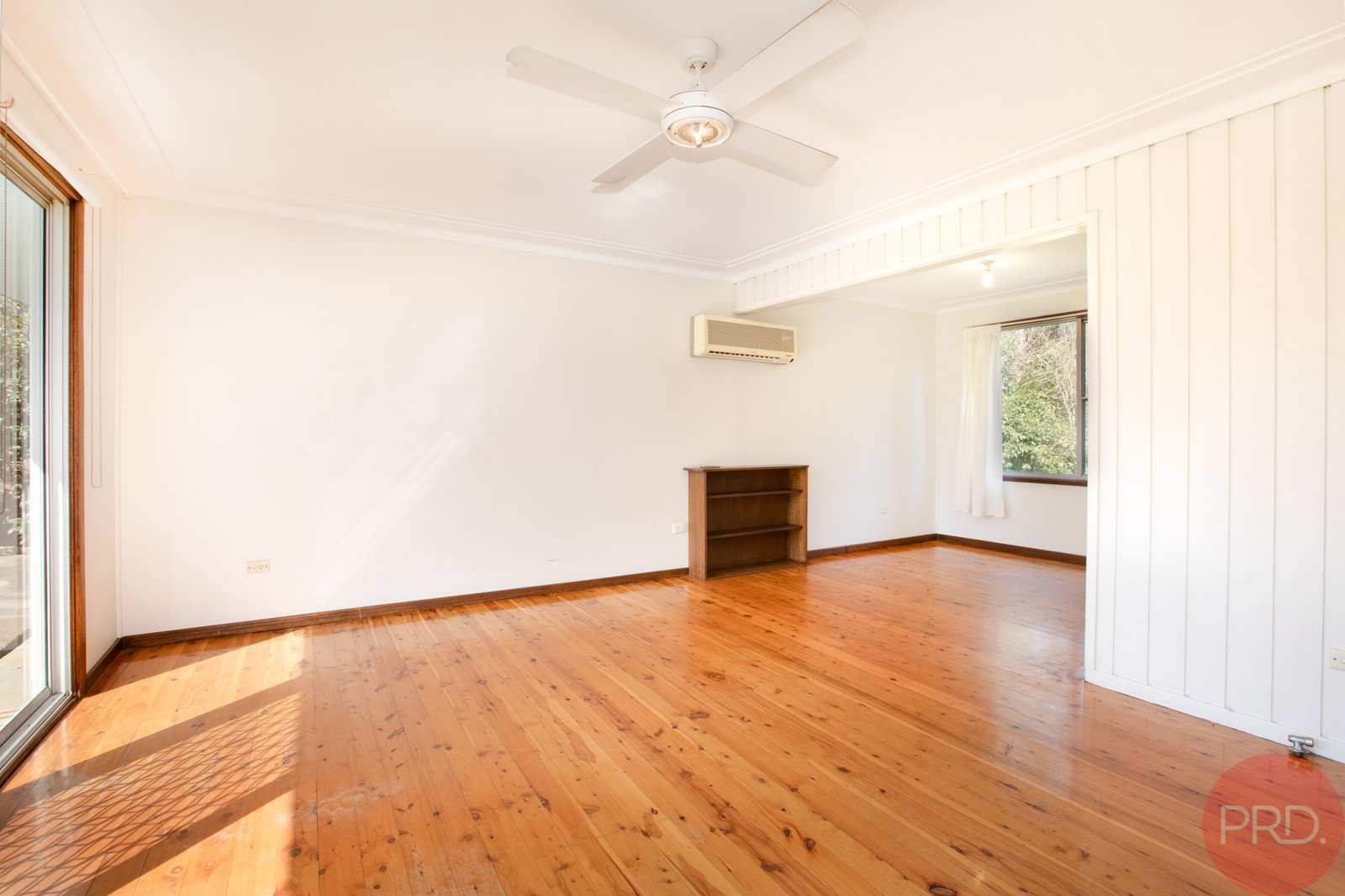 12 Stafford Close METFORD 4