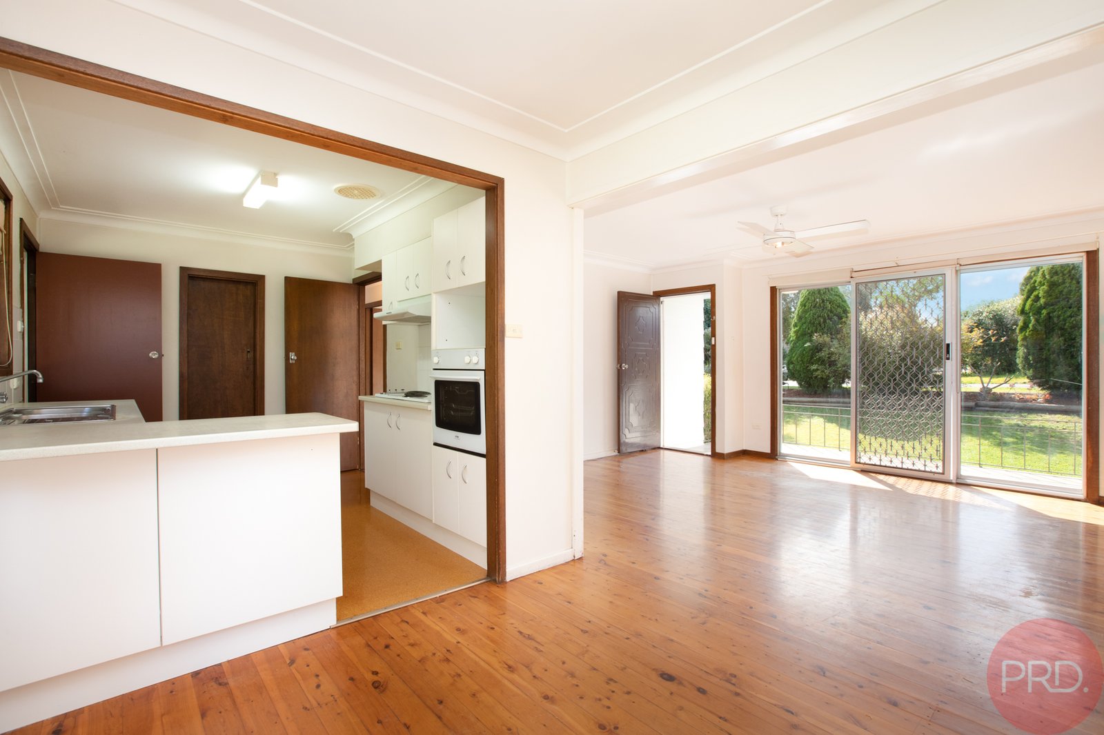 12 Stafford Close METFORD 6
