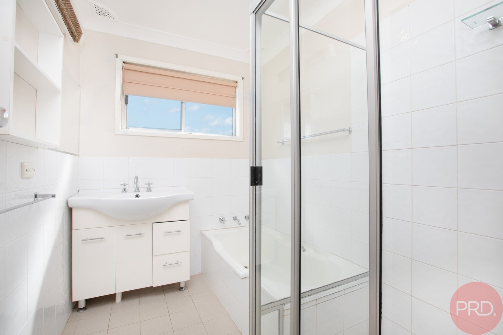 12 Stafford Close METFORD 10