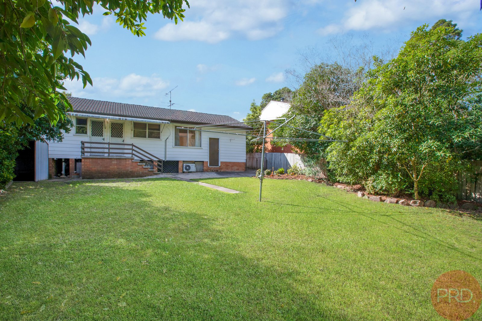 12 Stafford Close METFORD 16
