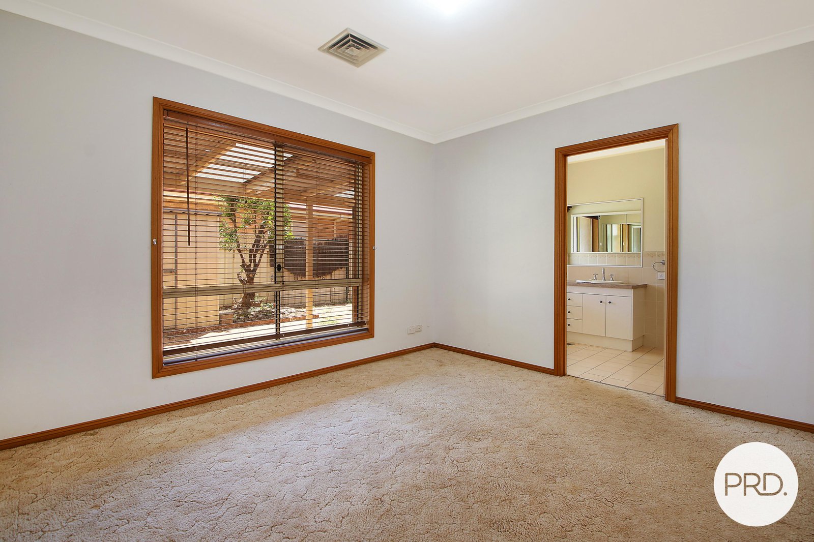 12 Stafford Road WEST ALBURY 6