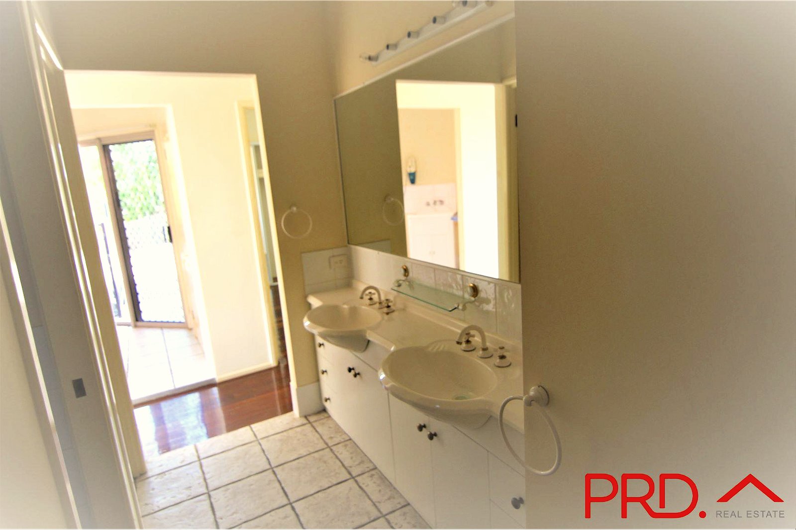 12 Stanfield Drive UPPER COOMERA 6