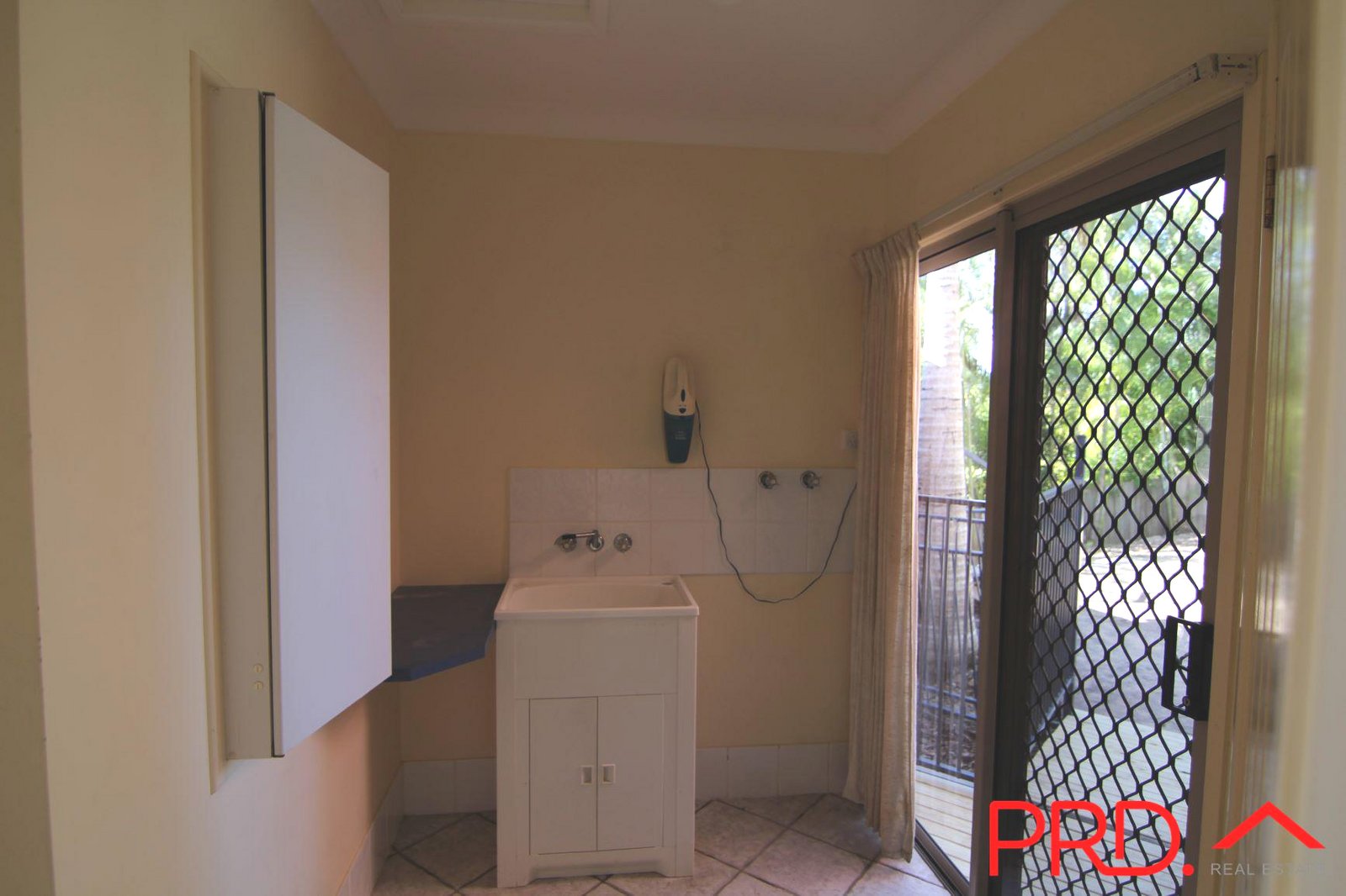 12 Stanfield Drive UPPER COOMERA 10