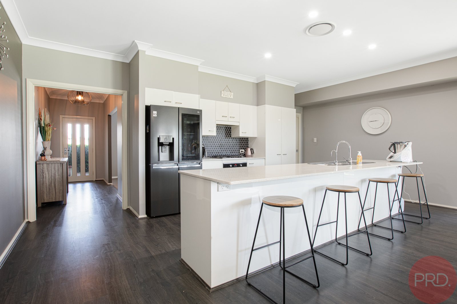 12 Stayard Drive LARGS 6