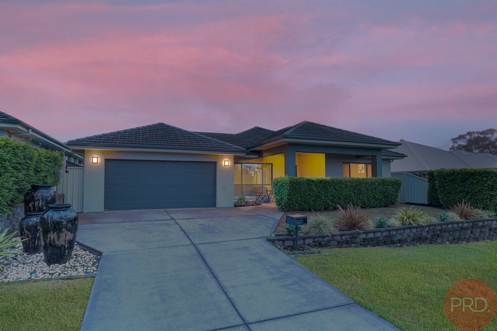 12 Stayard Drive LARGS 22