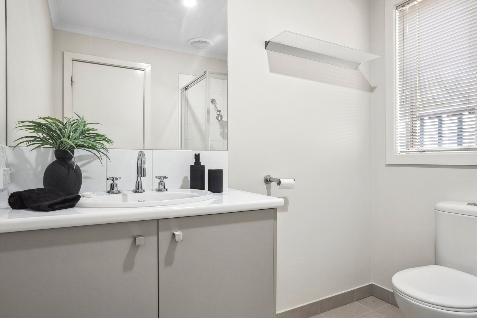 Real Estate and Property in 12 Stevensons Rise, Kyneton, VIC