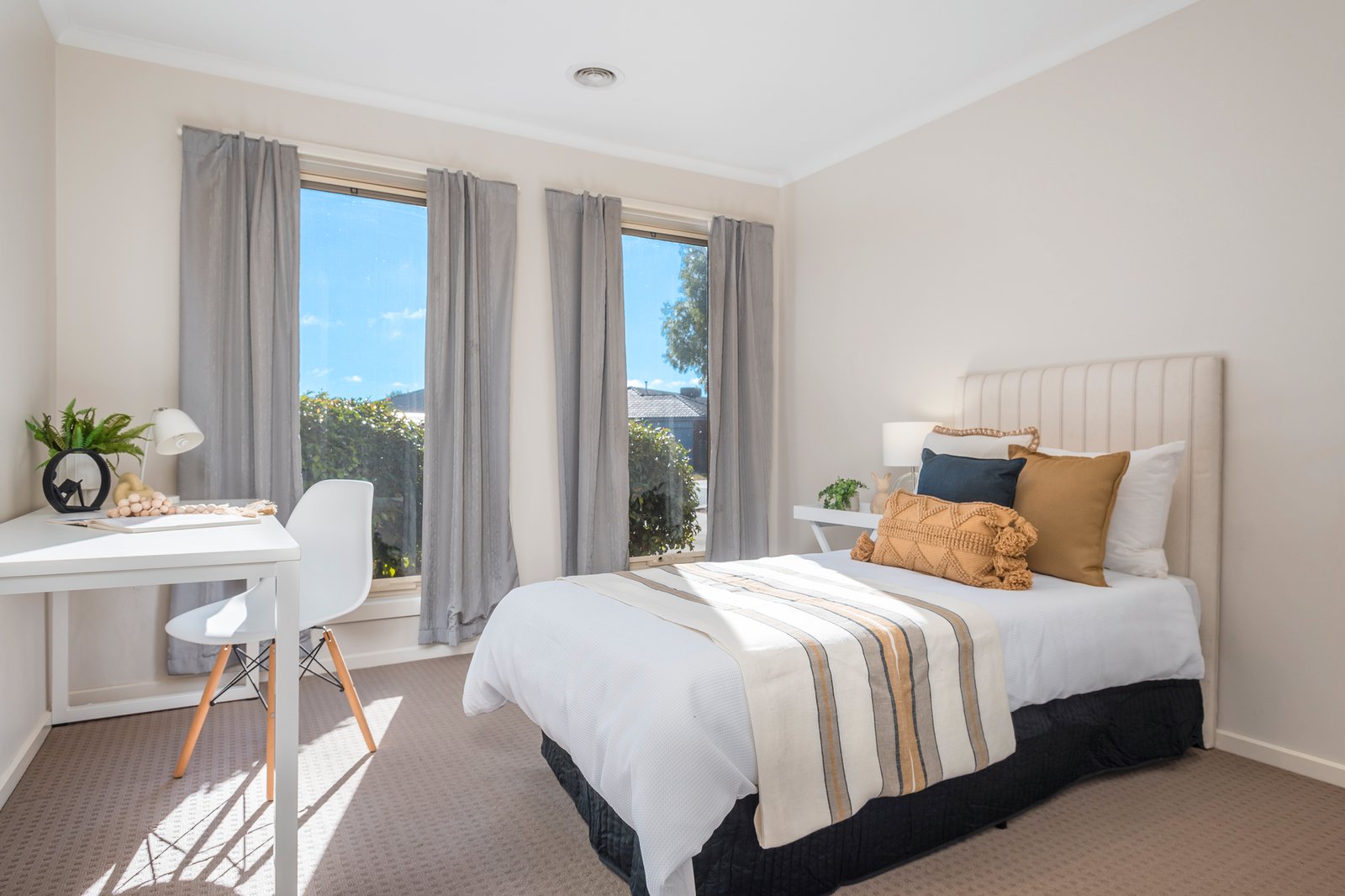 Real Estate and Property in 12 Stevensons Rise, Kyneton, VIC