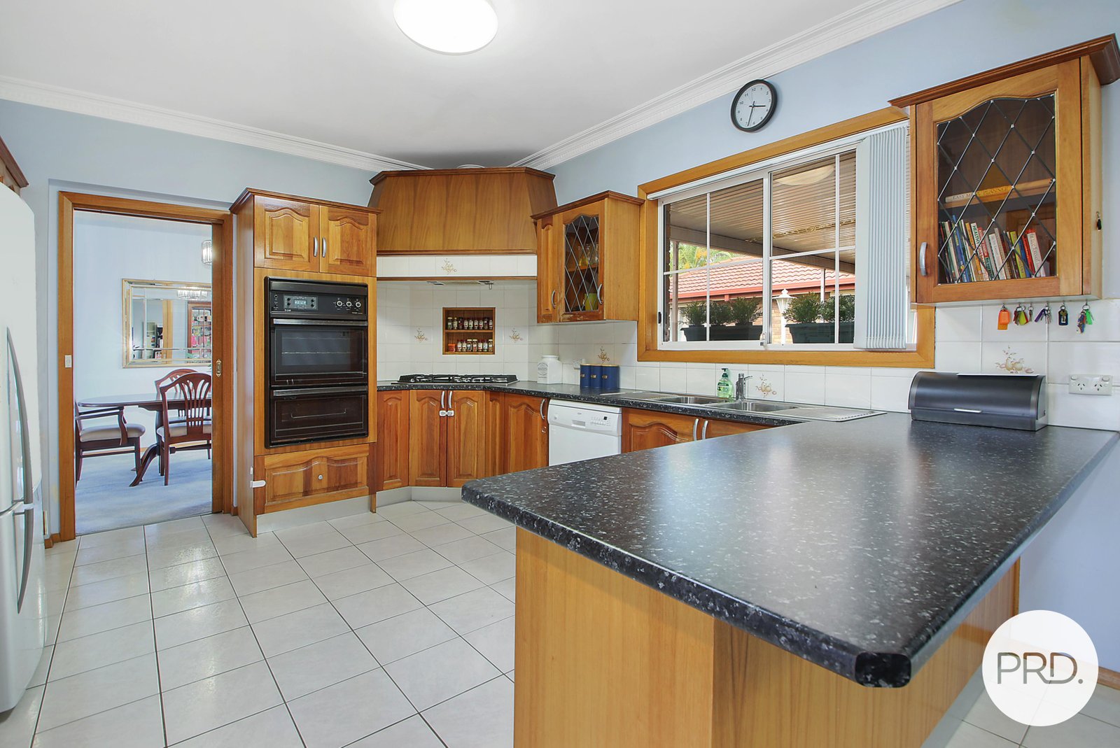 12 Stewart Court THURGOONA 6