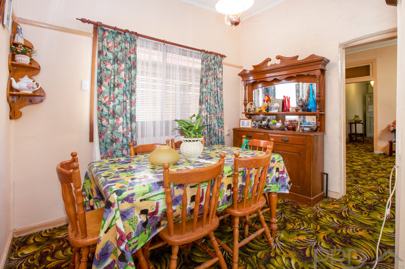 12 Stuart Street LORN 5