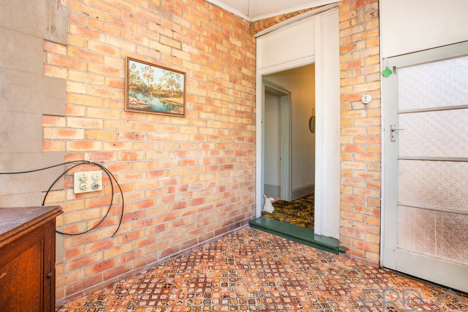 12 Stuart Street LORN 9
