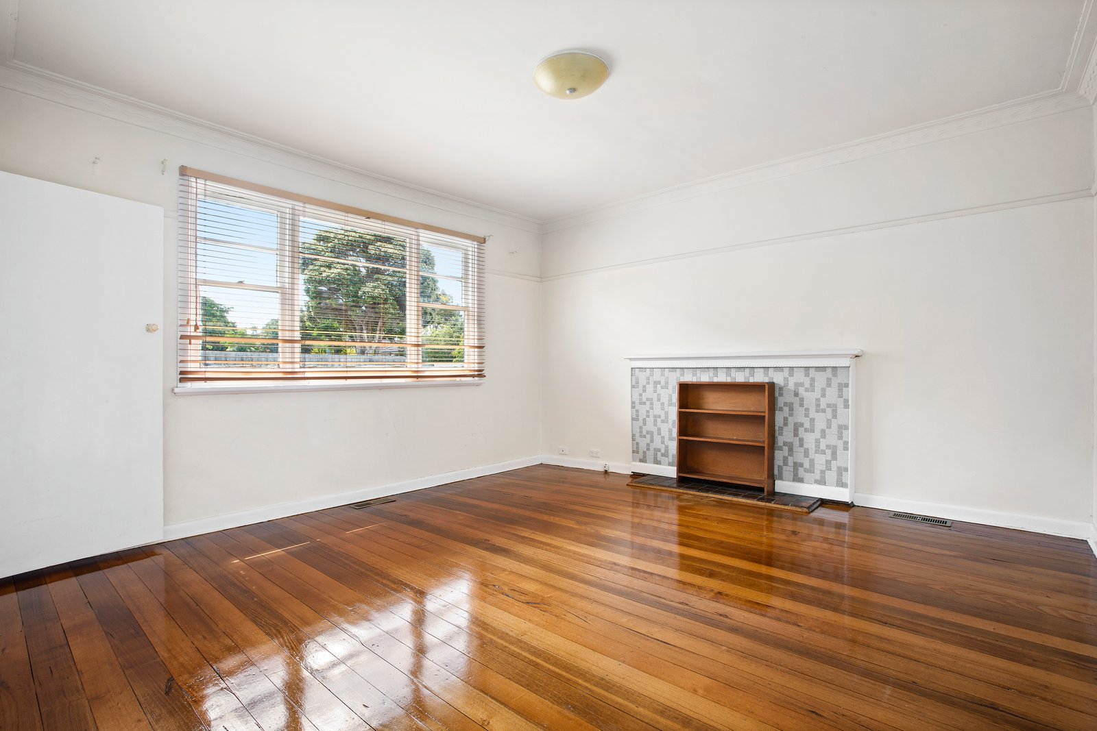 Gallery: 12 Sunray Avenue