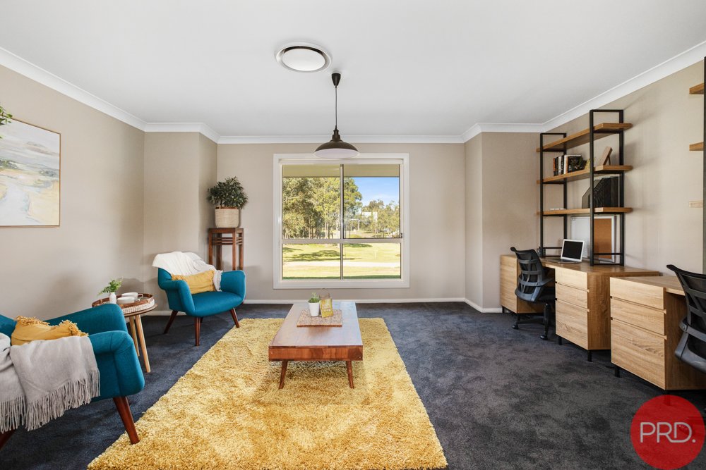 12 Sutton Grove BRANXTON 8