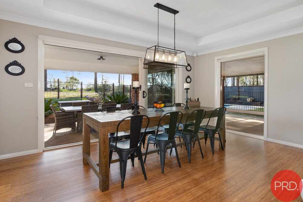 12 Sutton Grove BRANXTON 18