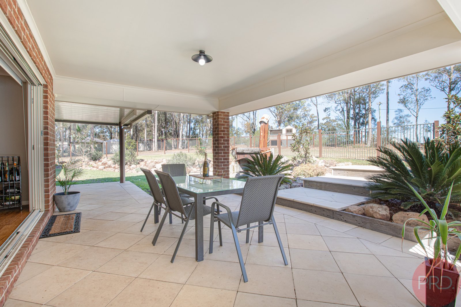 12 Sutton Grove BRANXTON 20