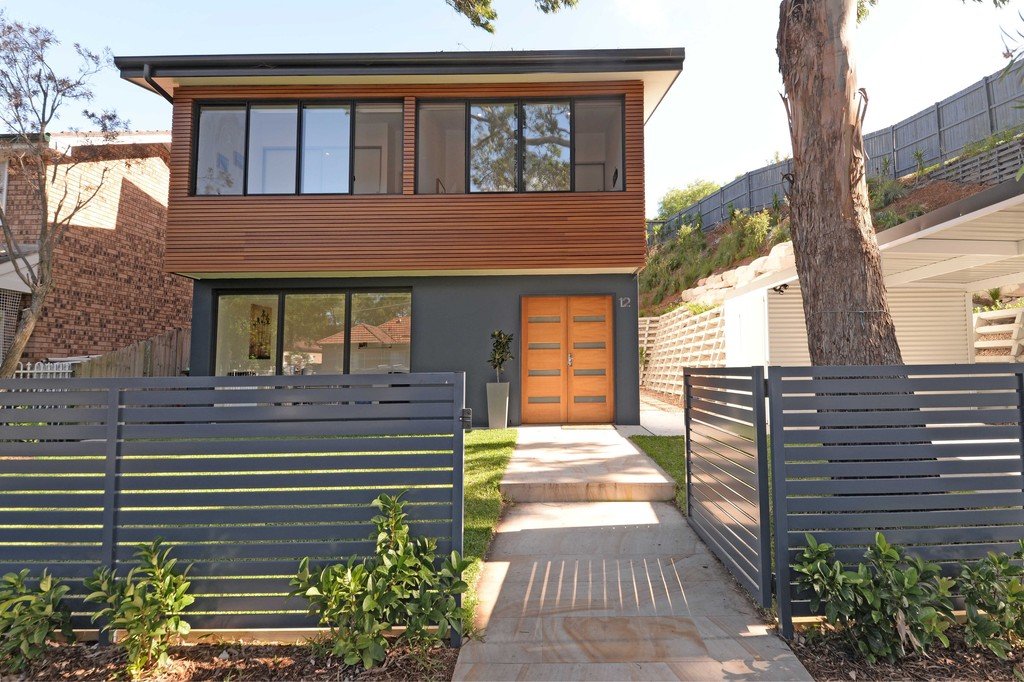 12 Swinbourne Street BOTANY 1