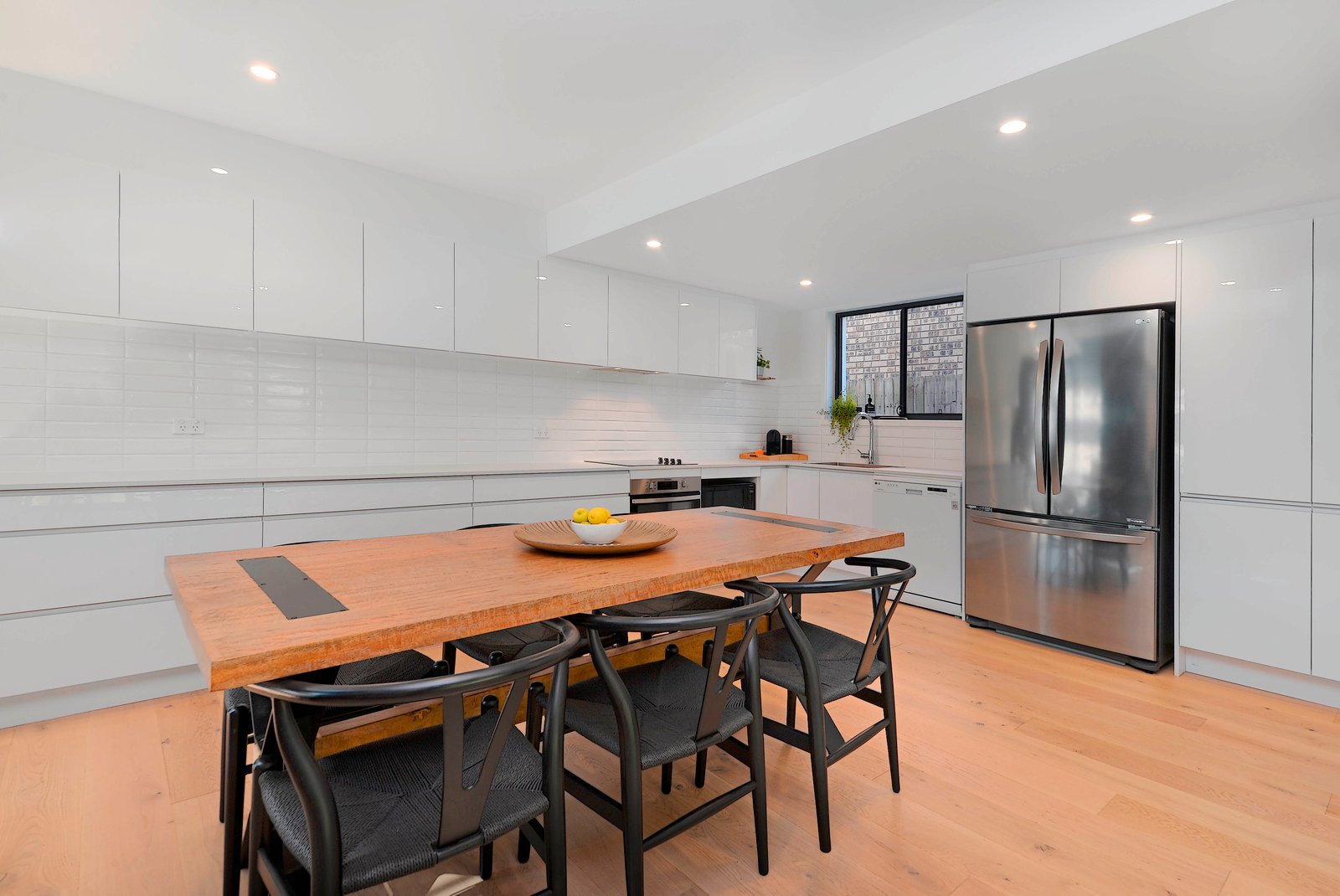 12 Swinbourne Street BOTANY 4