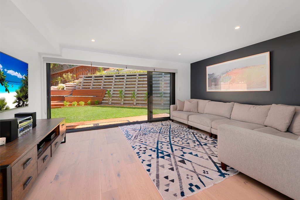 12 Swinbourne Street BOTANY 6