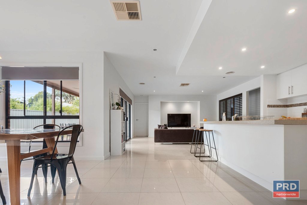12 Symbester Crescent EAGLEHAWK 5