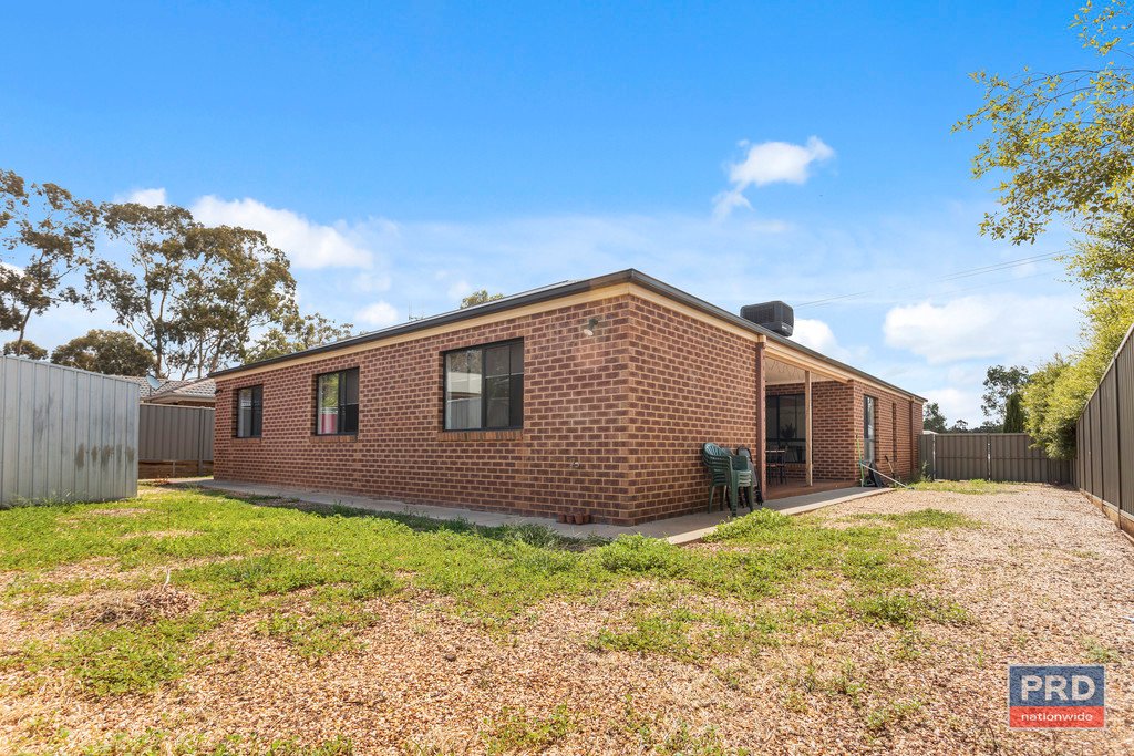 12 Symbester Crescent EAGLEHAWK 11