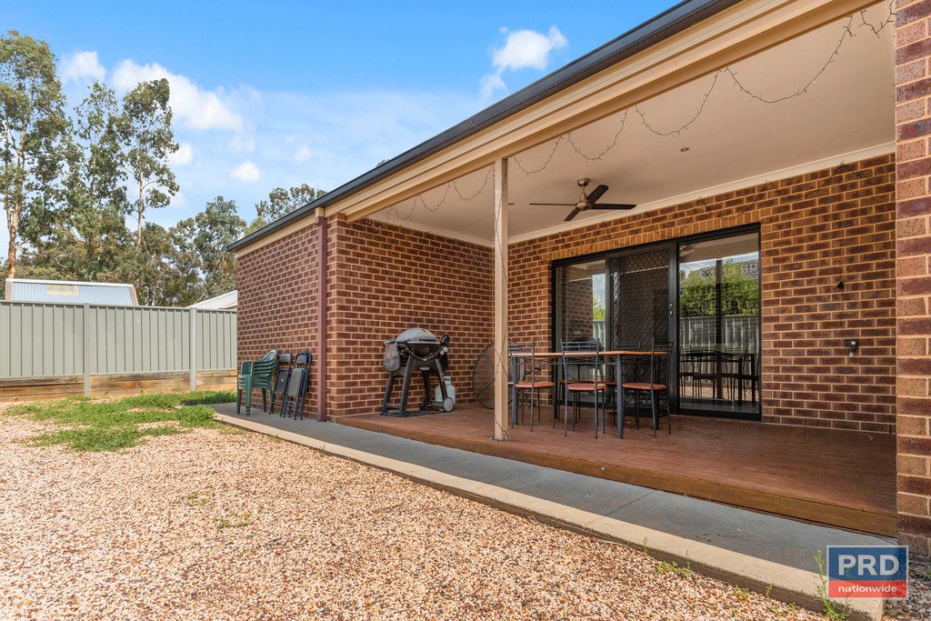 12 Symbester Crescent EAGLEHAWK 12
