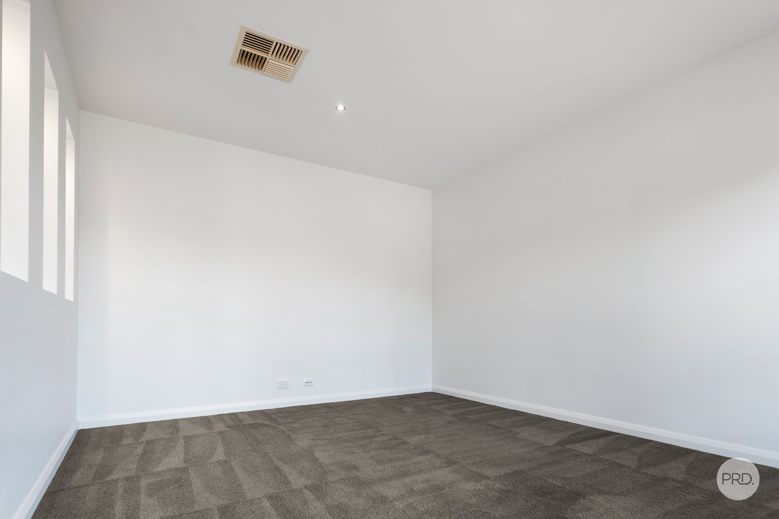 12 Symbester Crescent EAGLEHAWK 6