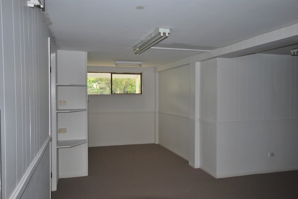 12 Tabilban Street BURLEIGH HEADS 5