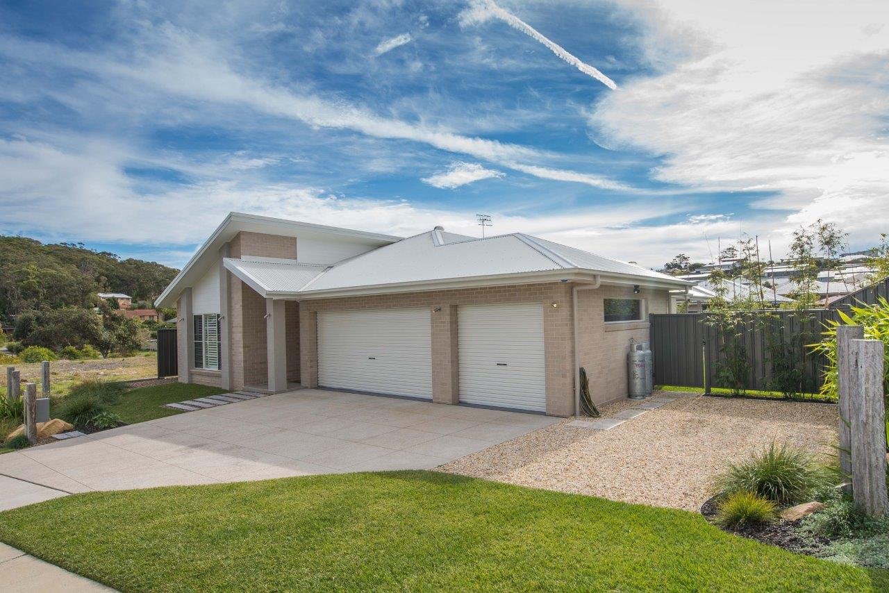 12 Tacking Place CORLETTE 3