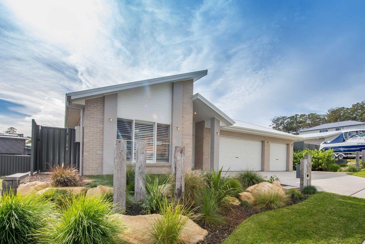 12 Tacking Place CORLETTE 8
