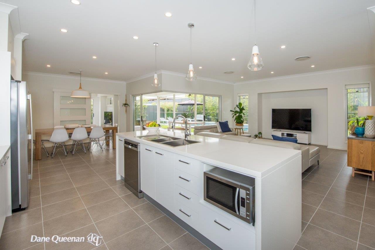 12 Tacking Place CORLETTE 12