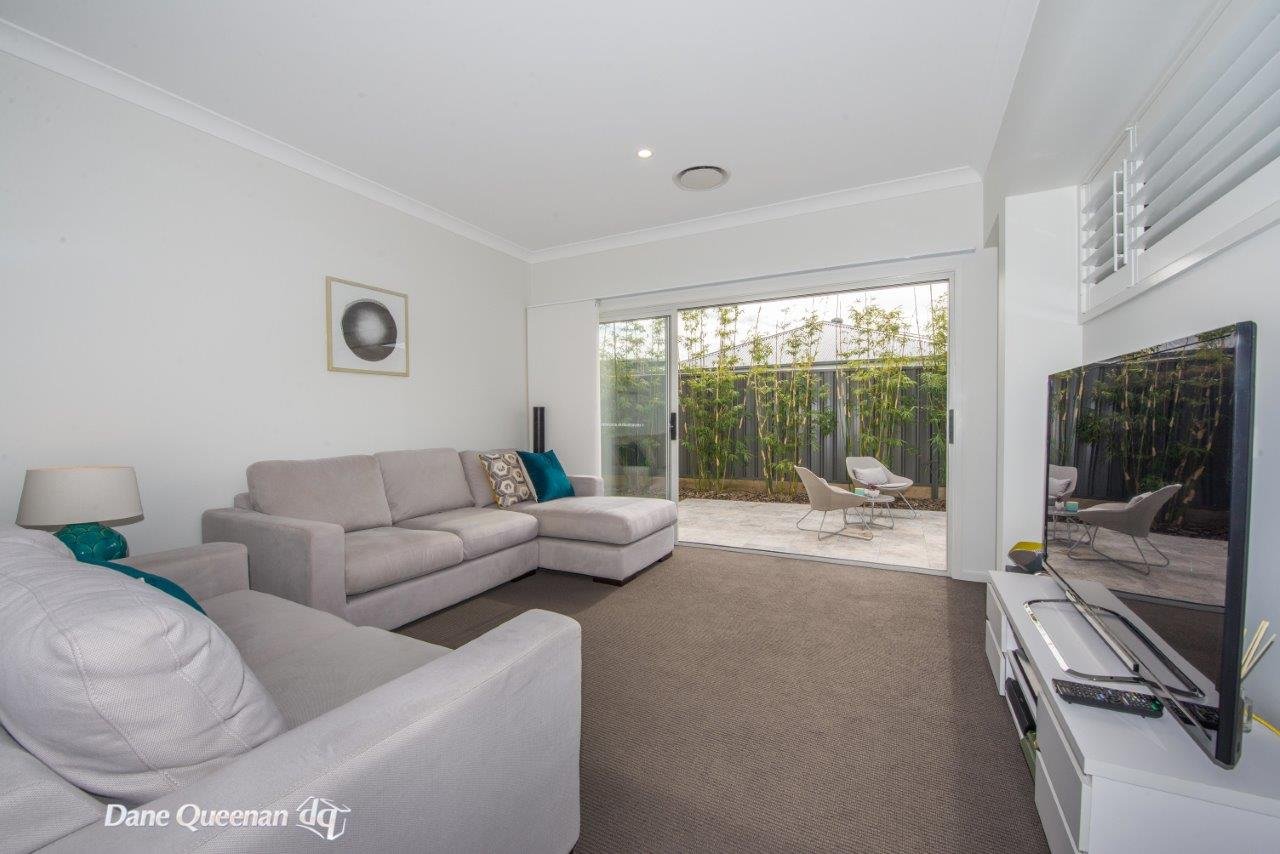 12 Tacking Place CORLETTE 19