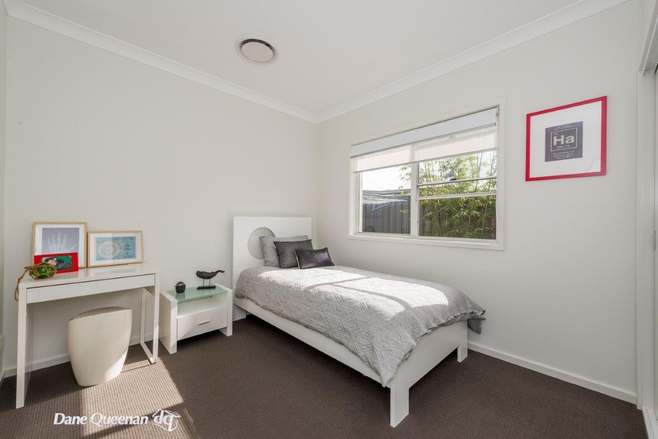 12 Tacking Place CORLETTE 25