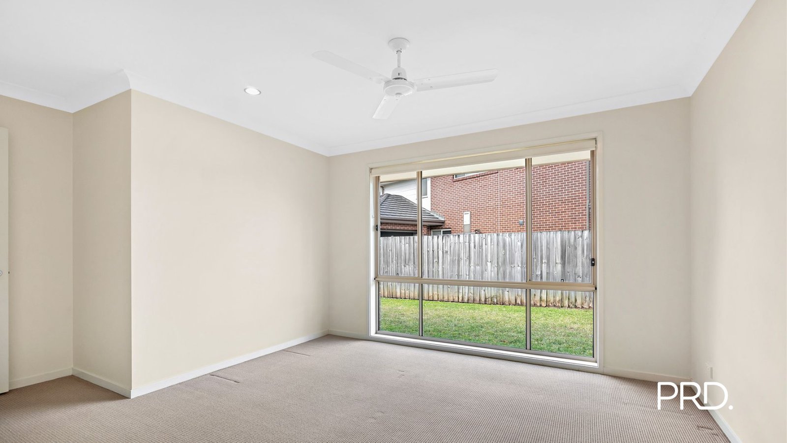 12 Tall Trees Drive Glenmore Park 5