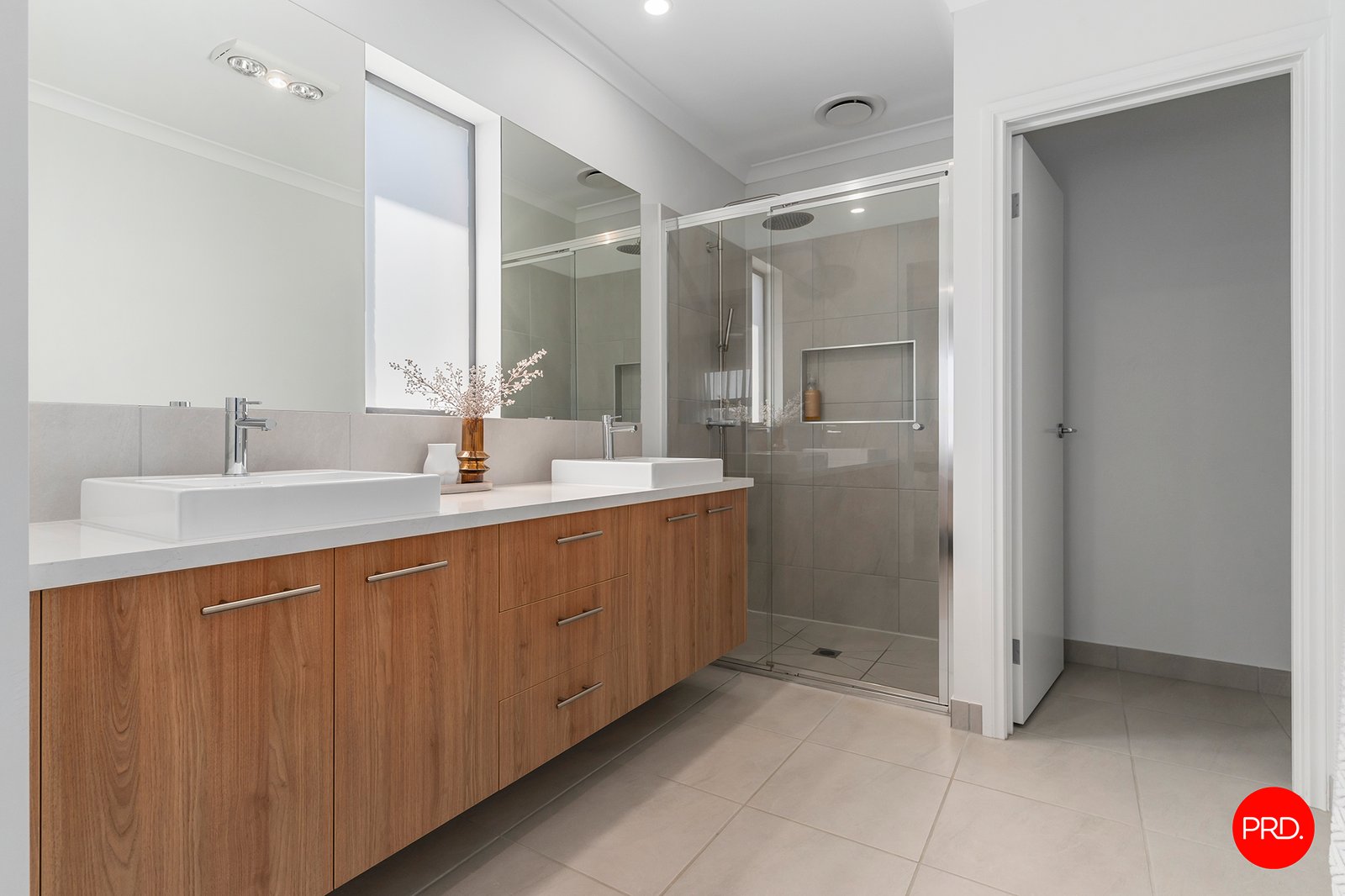 12 Tarrnook Drive STRATHFIELDSAYE 9