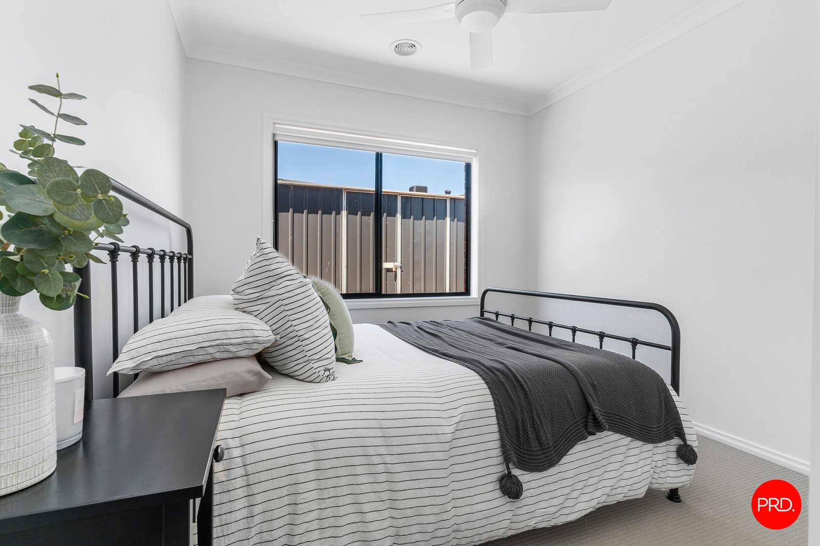 12 Tarrnook Drive STRATHFIELDSAYE 14