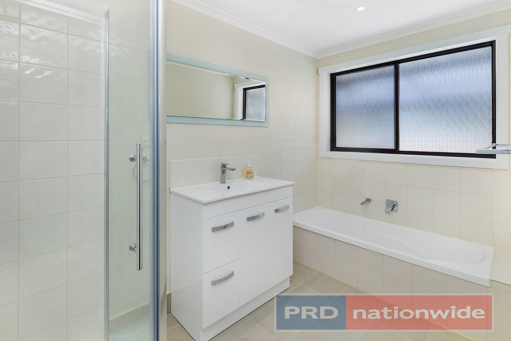 12 Ted Lyons Road NAVIGATORS 8