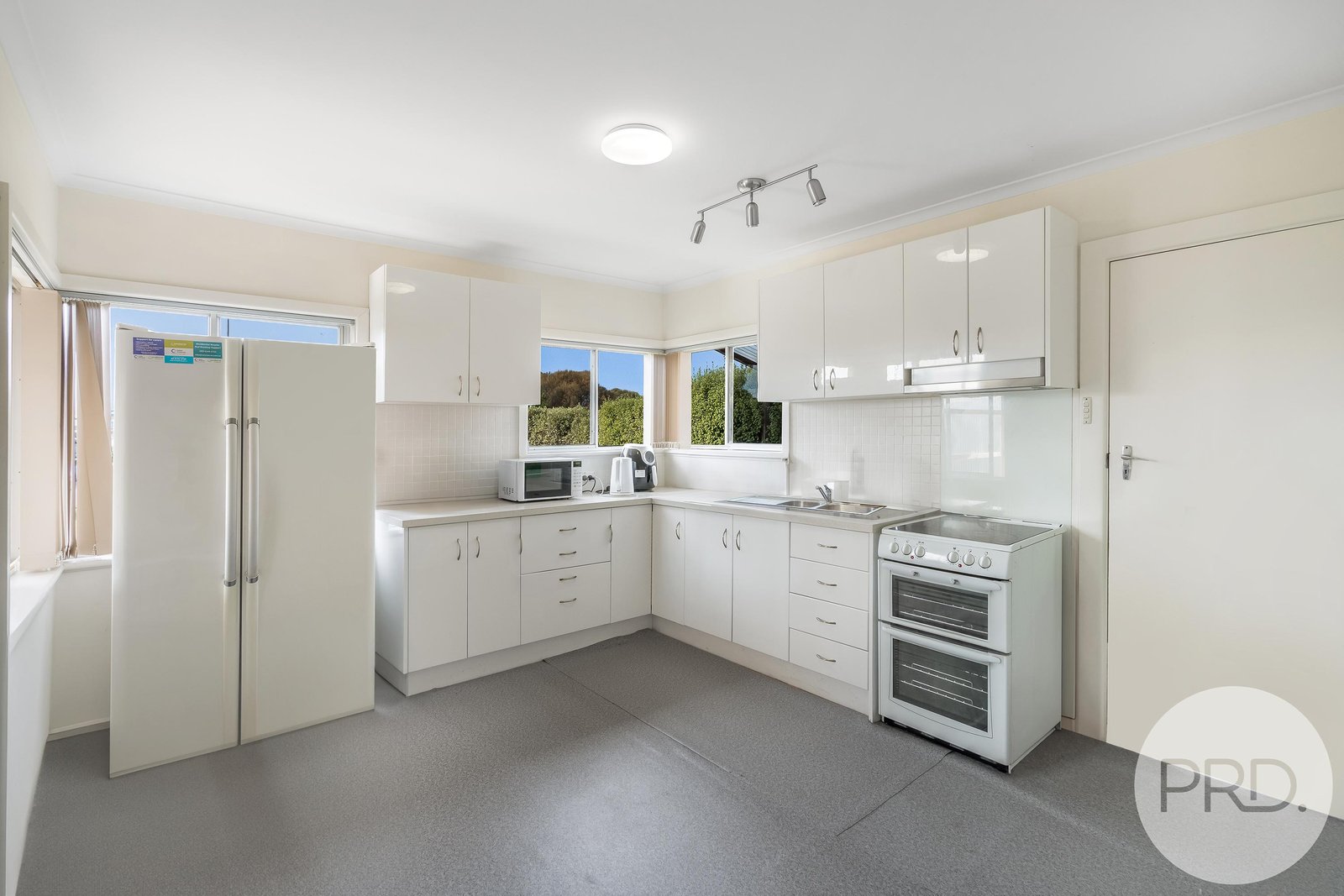 12 The Circle SORELL 5