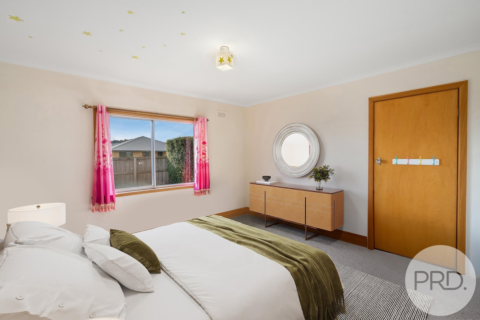 12 The Circle SORELL 8