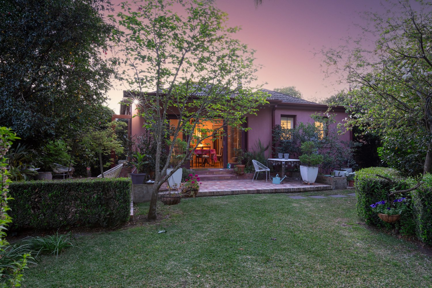 12 The Esplanade LORN 1