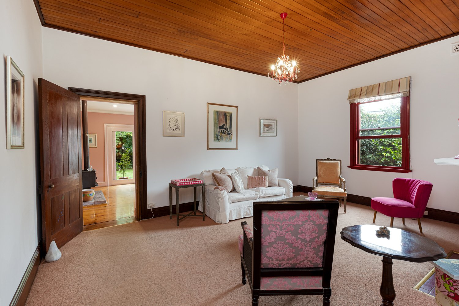 12 The Esplanade LORN 21