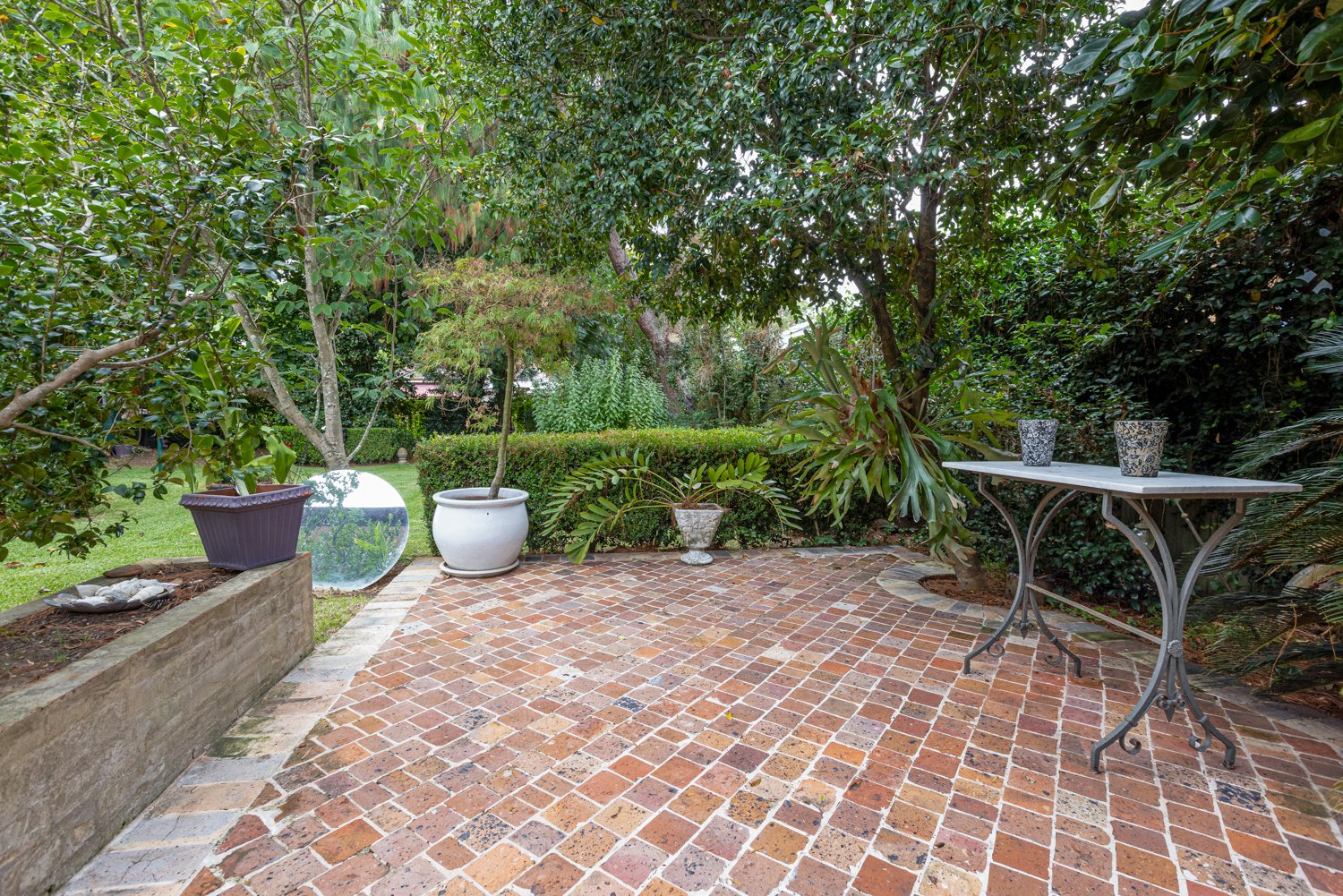 12 The Esplanade LORN 31