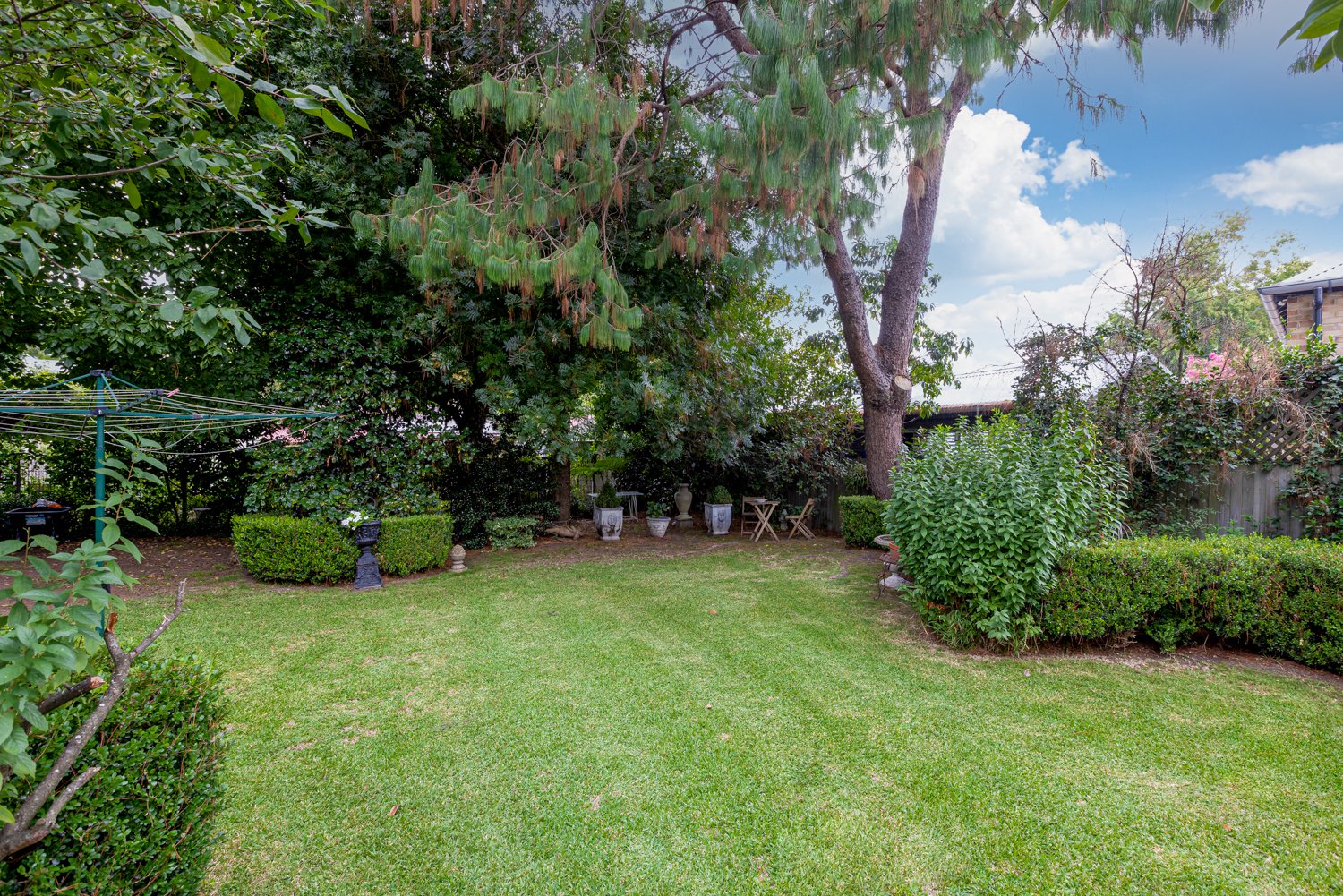 12 The Esplanade LORN 35