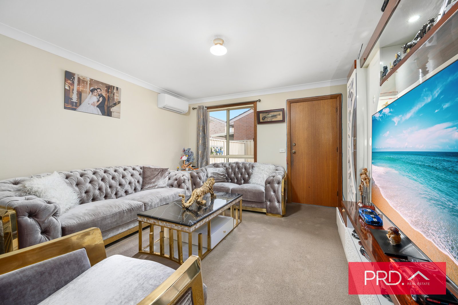 12 Thelma Street LURNEA 12