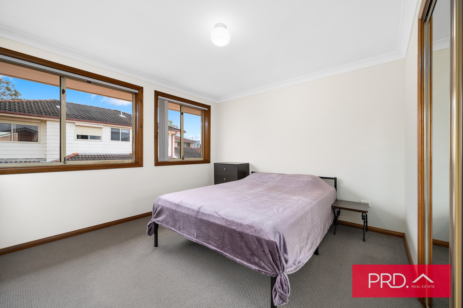 12 Thelma Street LURNEA 13