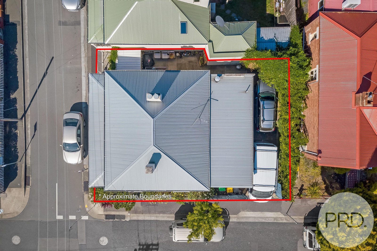 12 Thomas Street NORTH HOBART 2