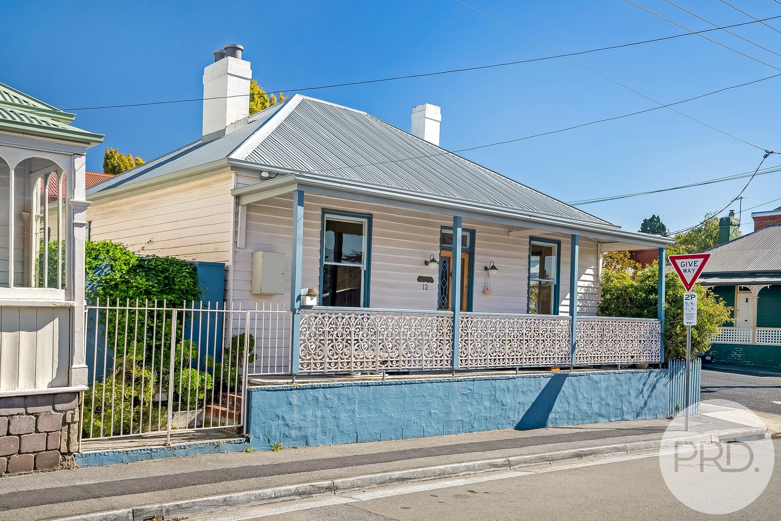 12 Thomas Street NORTH HOBART 9